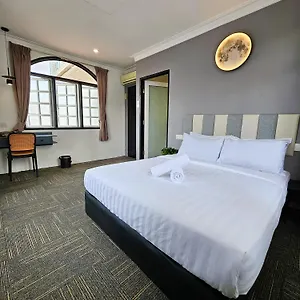 https://luna-by-moonknight.georgetown-hotels.org